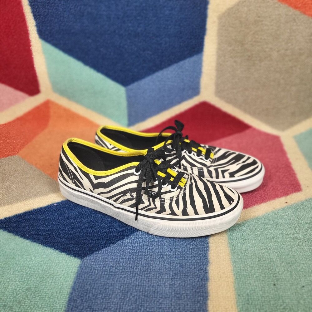 Vans Zebra Animal Print Shoes Women’s [Size 8] Yellow Trim‎ Lace-Up Low Tops - Picture 3 of 6